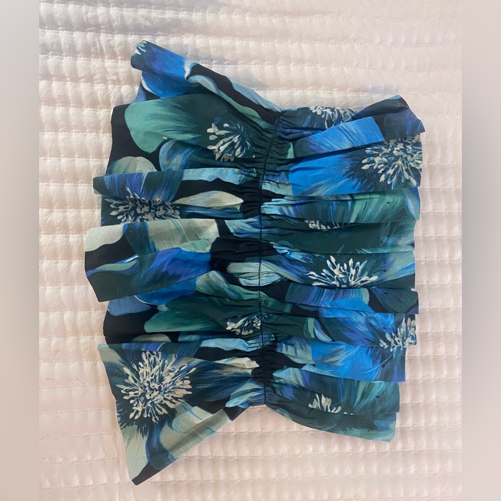 Strapless crop top